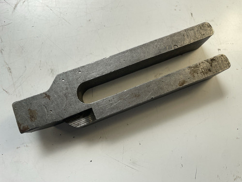 Gabel spanneisen spannpratzen - gabel-spanneisen,