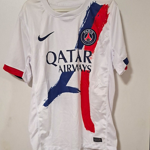 Nike paris saint - nike, saint-germain