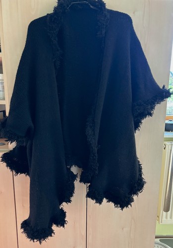 Handgestrickter poncho cape - handgestrickter, poncho/cape