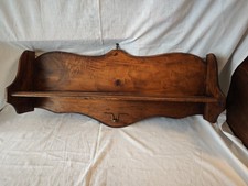 Antikes Wandregal Nußbaum