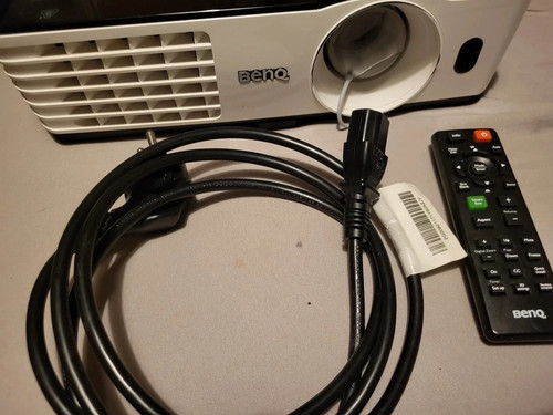 Beamer benq th681 1080p - 3d,