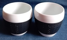 BODUM Pavina - 2 Becher PORZELLAN mit Silikonring in Schwarz - 0,25 l