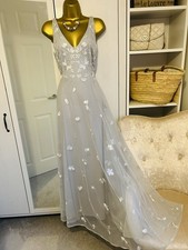 Monsoon Clemence besticktes langes Kleid für besondere Anlässe hellgrau UK 14 Ball Abschlussball