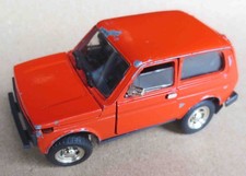 Lada Niva 4X4 1600 WAS 2121 ВАЗ-2121 Niwa rot UDSSR CCCP seit 1977 1:43 1/43