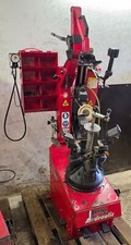 Reifenmontiermaschine