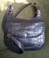 Handtasche Aigner schwarz gold