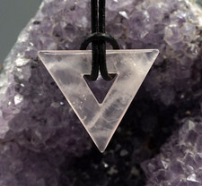 ROSENQUARZ Anhänger Dreieck