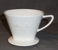 Melitta Porzellan - Kaffeefilter 102 (2 Loch) mit Reliefschrift