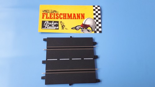 Stück 3102 halbe - /,