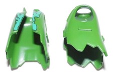 06176, 2x Mantel, Reitermantel, zerrissen, blassgrün, bedruckt