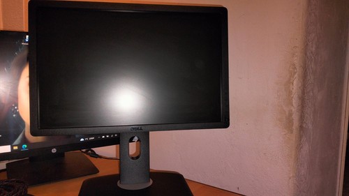 Dell p1913t lcd monitor - dell, 19”