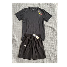 Under Armour   Shorts+ Tshirt