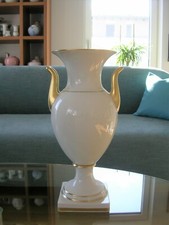 Hutschenreuther Selb Vase