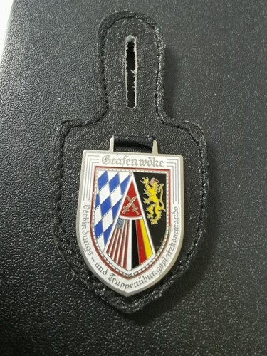 Brustanhänger