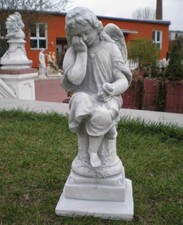 Gartenfigur "Engel auf Säule"