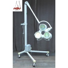 Dr. Mach mobile OP Leuchte Typ 380 mit Standfuss und Federarm