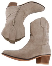 Kurze Cowboy-Stiefel aus