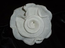 50 x große Krepprosen weiß Hochzeit Jubiläum Taufe Kommunion Konfirmation Feier