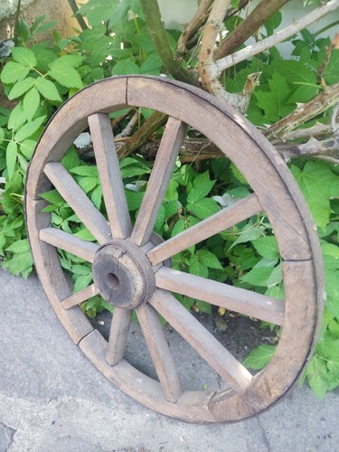 Antikes holzrad altes - ,