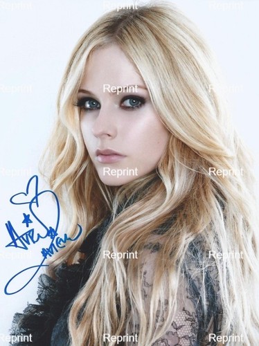 Avril lavigne canadian - avril,