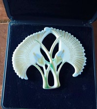 Porzellan Brosche, Classic