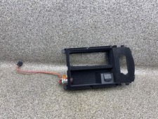 Ablagefach Ladeschale