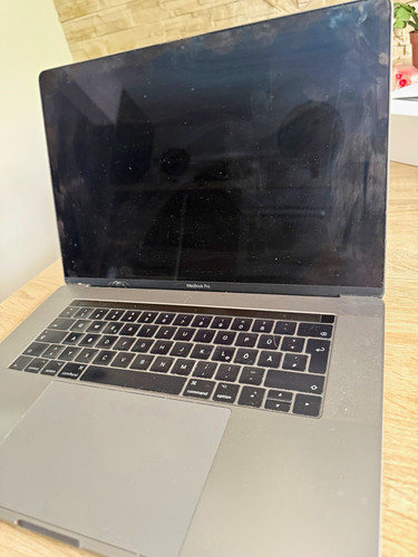 Apple macbook pro 2017 a1707 - apple,