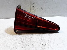 Audi A4 B9 8W original Rücklicht Rückleuchte Schlussleuchte innen links Limousin