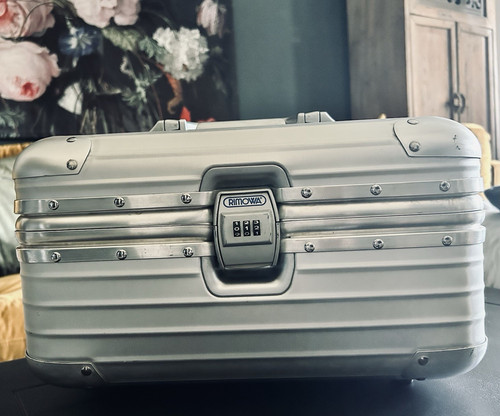 Rimowa aluminium beauty case - rimowa,