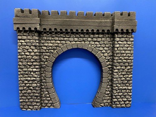 Tunnelportal spur - tunnelportal,