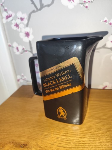 Whisky wasserkrug johnnie - --,