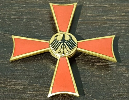 Frühes bundesverdienstkreuz - frühes,