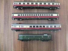 4 Teilige Personnenwagen Konvolut von Roco