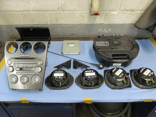 Mazda kombi radio cd - gy,