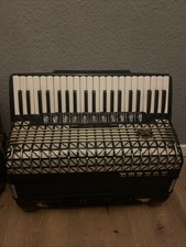 Hohner Atlantic IV de Luxe