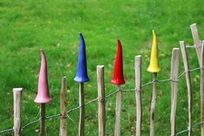 12x Zaunhocker Mütze Keramik