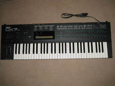 Yamaha DX7Ⅱ D mit Einer CD
