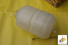 Neuer Ausgleichsbehälter