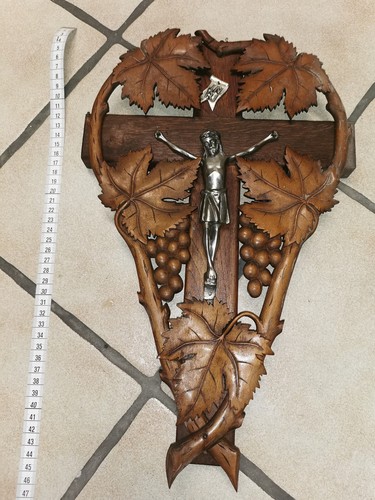 Holzkreuz mit silberfarbenem - holzkreuz,