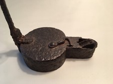 Alte kleine Grubenlampe  / Froschlampe  /  Bergbau /  Frosch /  18. - 19. Jhd .