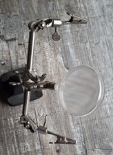 Arbeitslupe "3.Hand"