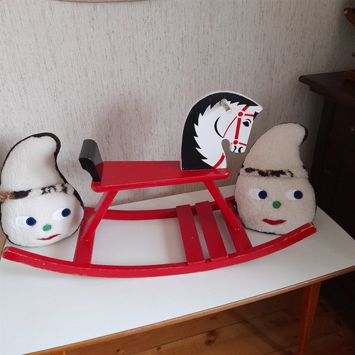 Antikes schaukelpferd aus - aus, holz