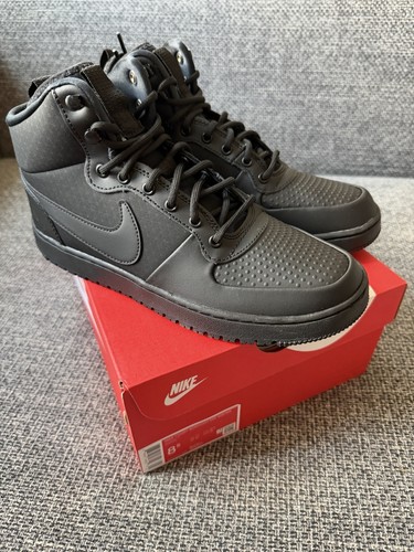 Nike court borough mid - court,