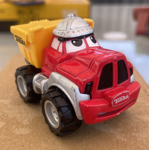 Maisto tonka 2000 hasbro - tonka, red