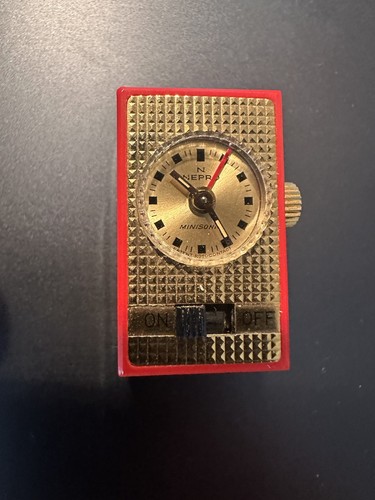 Nepro mini clock 1978 - mini-clock,