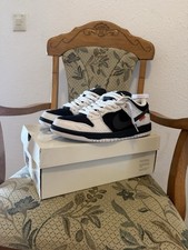 Nike SB Dunk Low Pro