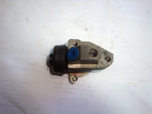 Bremssattel zylinder vorne - bremssattel-zylinder,