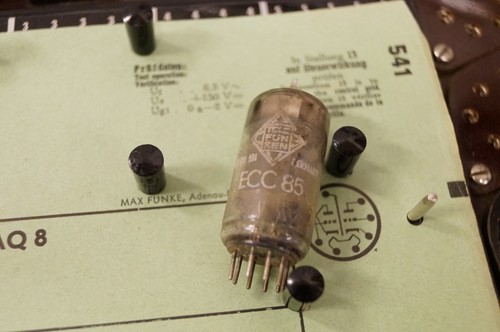 Röhre telefunken ecc 85 - e-röhre,