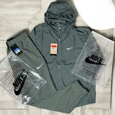 Nike Sportanzug /