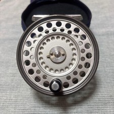 House of Hardy Zenith Fliegenrolle Doppelhandschalterrute Fliegen Angelrolle